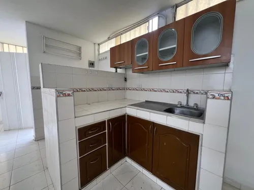 Casa En Venta En Los Andes B - La Riviera. Cod V8014567