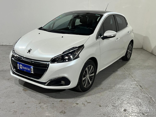 Peugeot 208 1.6 Feline