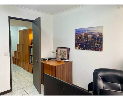 Oficina Remodelada En Edificio Bellavista - Rpm Consulting