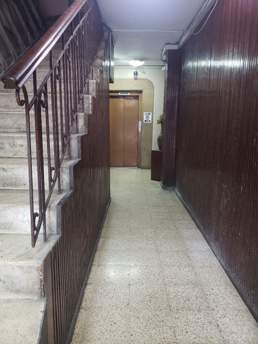 Se Vende Edificio Comercial En La Mejor Zona Comercial Del Centro De Guayaquil. Av 10 De Agosto Y Pichincha Zona Malecon Municipio Bahia