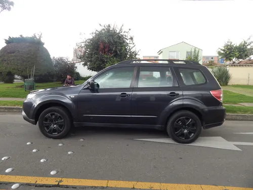 Subaru Forester 2.0 AT 4X2