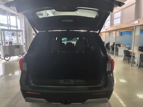 Ford Explorer Platinum 2025