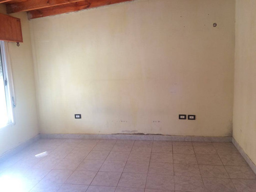 Imagen 3 de 11 de Se Vende Inmueble En La Recova Marcos Paz