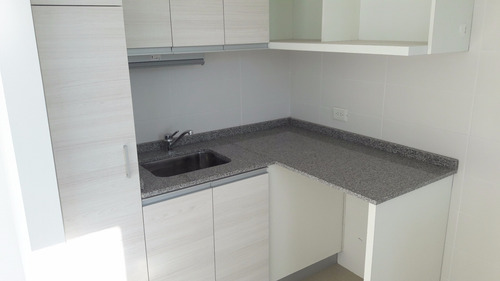 Imagen 10 de 30 de Piso 3 Ambientes // Bolívar 3100 Andros