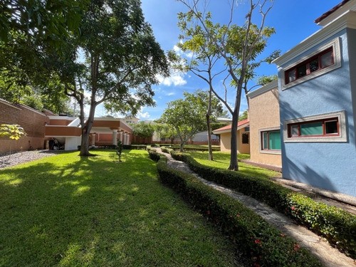 Imagen 23 de 30 de Casa En Venta/renta Con Terreno De 2,600 M2 Con Entrada Dire