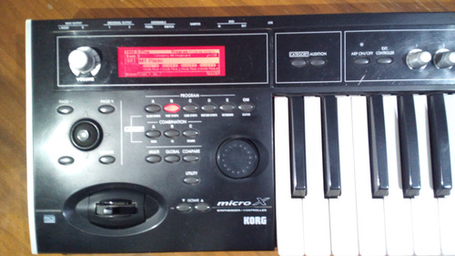 Teclado Korg Micro X (sonidos Tritón) Negro (Usado)
