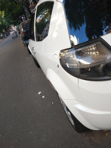 Imagen 4 de 7 de Ford Ka 1.6 Fly Viral 95cv 2013