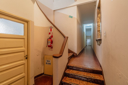 Venta - Departamento 2 Ambientes - Caballito - Parque Centenario - Bajas Expensas - Luminoso