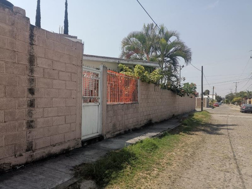 Imagen 1 de 12 de Casa Sola En Venta Centenario