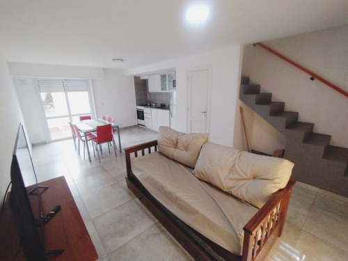 Duplex 3 Amb.c/patio Y Parrilla- Miramar