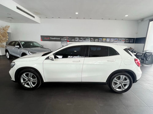 Mercedes-Benz Clase GLA 1.6 Gla200 Urban 156cv