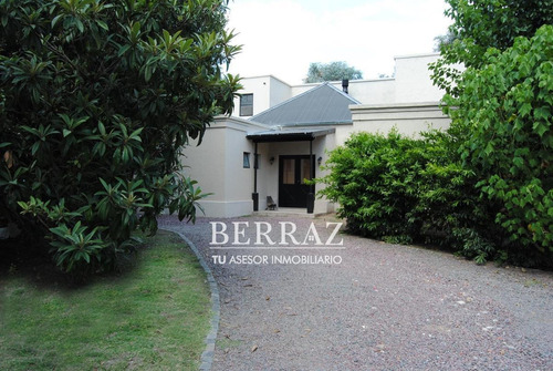 Casa Venta Los Laureles - Pilar