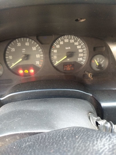 Imagem 4 de 5 de Chevrolet Zafira 2004 2.0 8v 5p