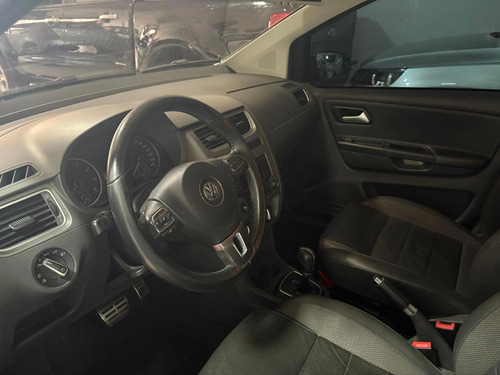 Volkswagen Fox 1.6 Vht Highline Total Flex I-motion 5p