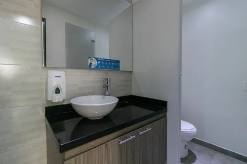 Oficina En Arriendo En El Nogal. Cod A1105057