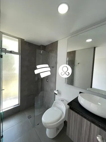 Venta Casa Unifamiliar 112m2, Guatapé (antiq)