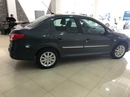 Peugeot 207 Xt Compact 2012 122.000km
