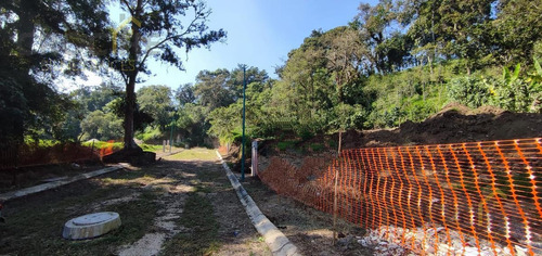 Terreno En Venta En La Zona De Fracc. Las Minas En Coatepec, Veracruz