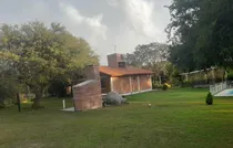Comprar Casa En Venta - 2 Dormitorios 2 Baños - Cocheras - 1.500mts2 - San Luis