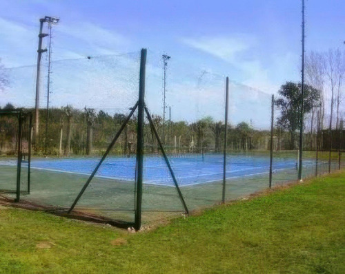 Casa En Venta - 3 Dormitorios 1 Baño - 120mts2 - Belén De Escobar