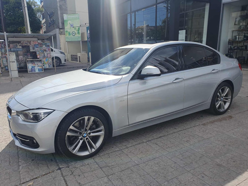 BMW Serie 3 3.0 330i Sedan Sport Line 252cv