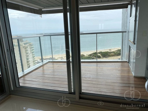 Imagen 27 de 30 de Venta De Apartamento De 2 Dormitorios En Edificio Miami Boulevard Punta Del Este