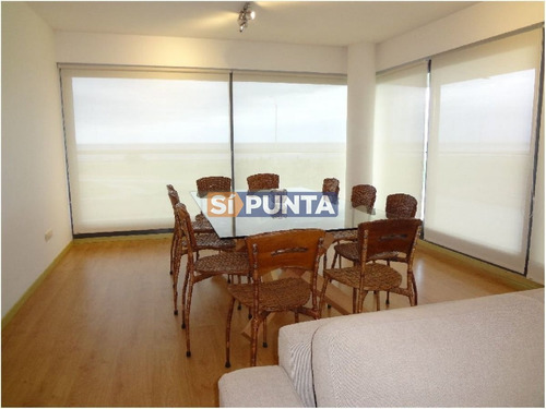 Imagen 3 de 16 de Apartamento De 3 Dormitorios Y Dependencia, Playa Mansa