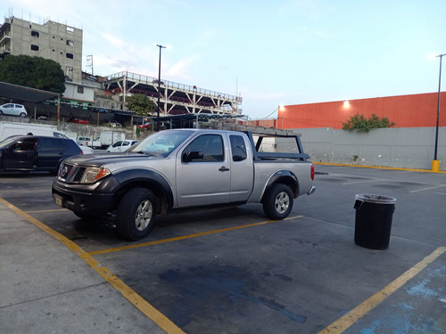 Nissan Frontier Crew Cab Se Ee Cd 4x2 At