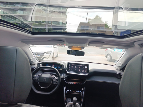 Peugeot 208 1.6 Feline Tiptronic