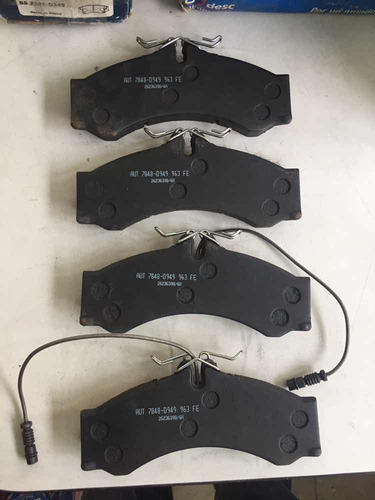 4 Balatas Delantera Mercedes Benz Sprinter (2002-2007)