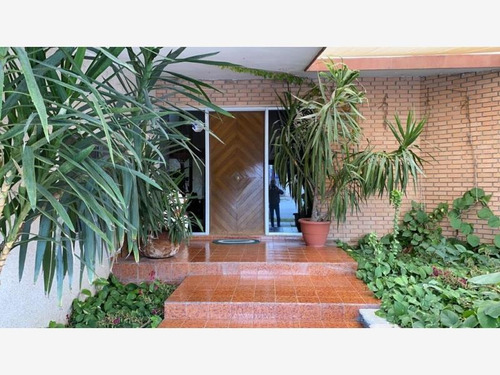 Imagen 1 de 10 de Casa Sola En Venta Las Rosas