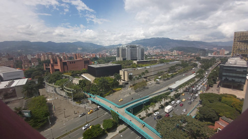 Venta De oficina En El Centro De Medellín, Medellín