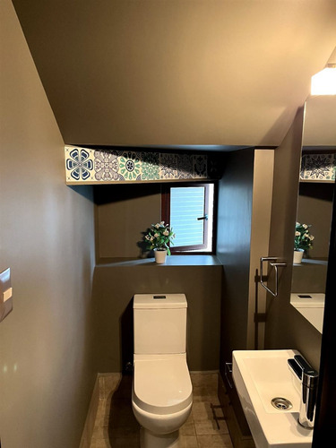 Casa En Arriendo 3d 3b En Chicureo -piedra Roja /san Anselmo