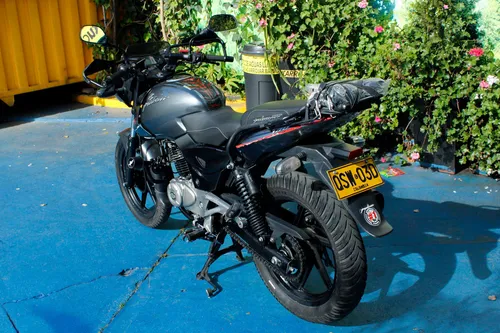 Bajaj Pulsar 180 Ug Pro 2015
