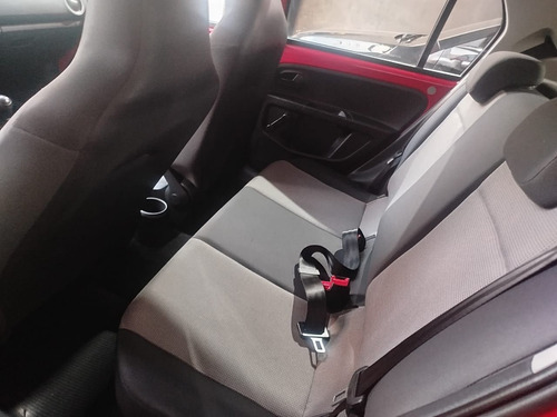 Volkswagen Up! up! take 1.0 Total Flex 12V 5p