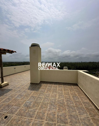 Remax Costa Azul Vende Apartamento Vista Al Mar Edificio Playa Colorada