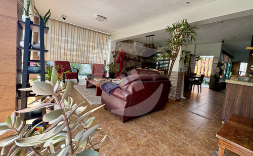 Casa En Venta En Los Gavilanes Dentro De Coto