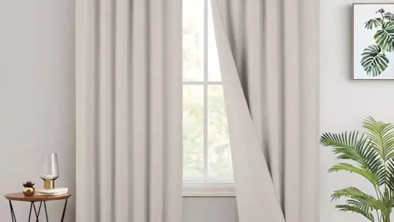 Cortinas y Persianas