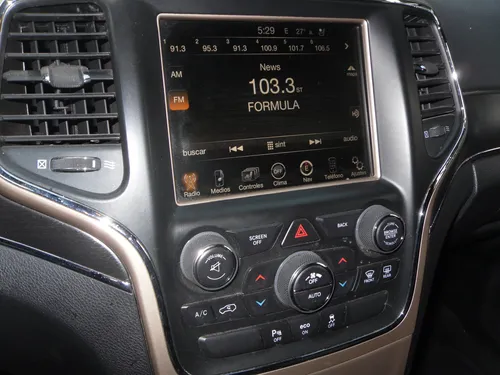 Jeep Grand Cherokee 3.6 Limited Lujo V6 4x2 At