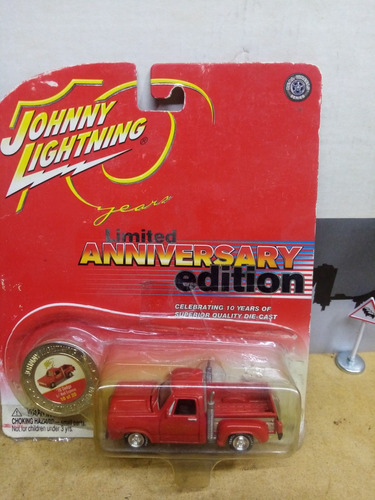 Camioneta Dogde 1978 Pick Up Escala Johnny Lightning 10 Años