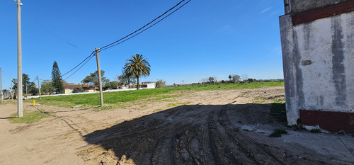 Gran Terreno En Venta Esquina Ideal Para Inversionistas Avenida Don Pedro De Mendoza Y Camino Osvaldo Rodriguez
