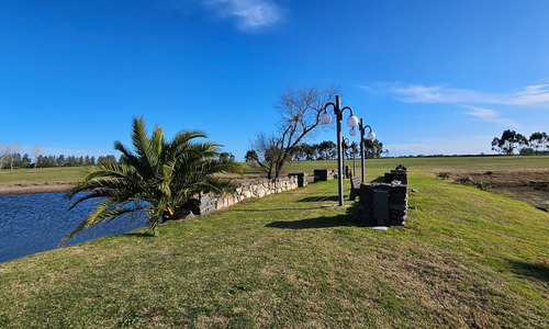 Terreno De 2000 M2 En Parque Del Lago.