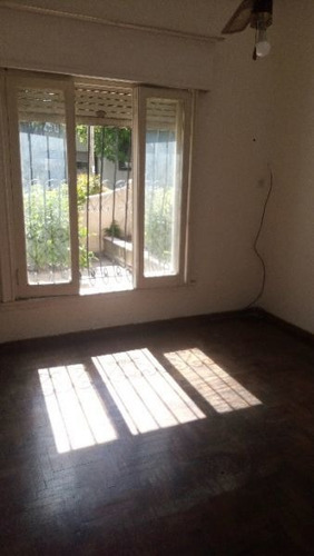 Imagen 5 de 9 de Ph En Venta En Valentín Alsina