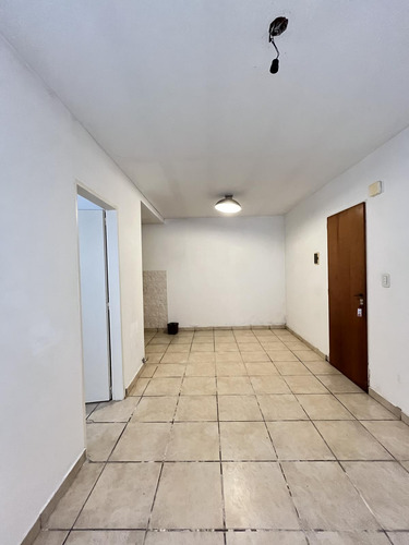 Departamento, Un Dormitorio, Luminoso, Planta Baja, Barrio Abasto