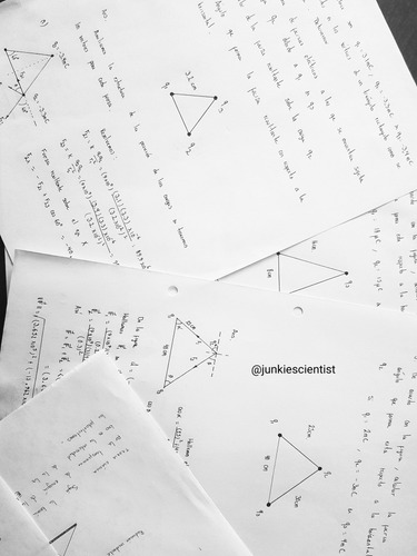 Imagen 2 de 10 de Tareas Y Exámenes De Matemáticas Física Y Más