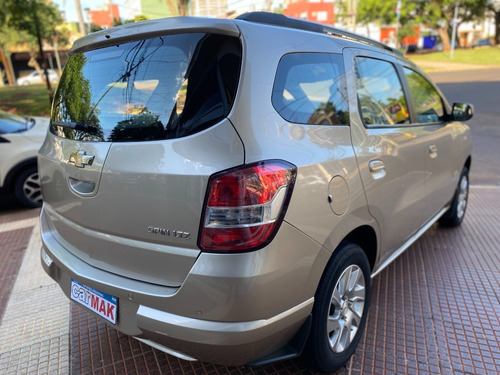Imagen 6 de 21 de Chevrolet Spin Ltz 1.8 2013 15.000km