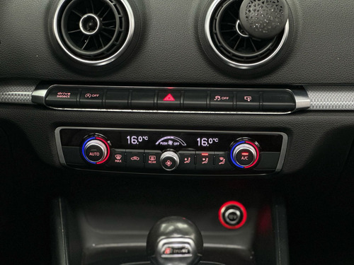 Audi A3 1.8 TFSI SEDAN AMBITION 16V 180CV GASOLINA 4P AUTOMÁTICO