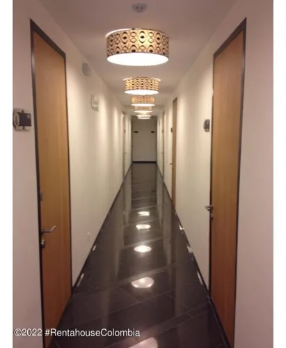 Comercial En Cedritos(bogota) Rah Co: 25-748