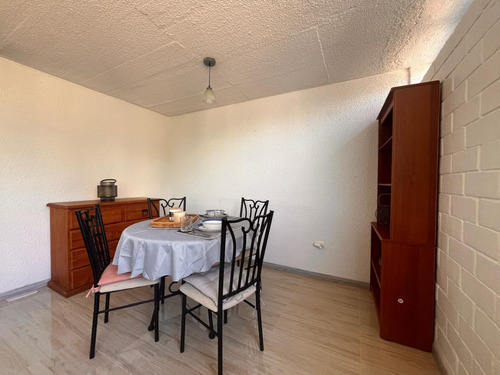 Habitación En Departamento Compartido A Pasos De Uss