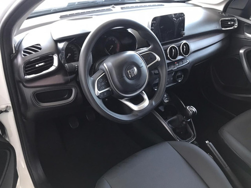 Imagen 6 de 7 de Fiat Cronos 1.8 16v Precision Rocio